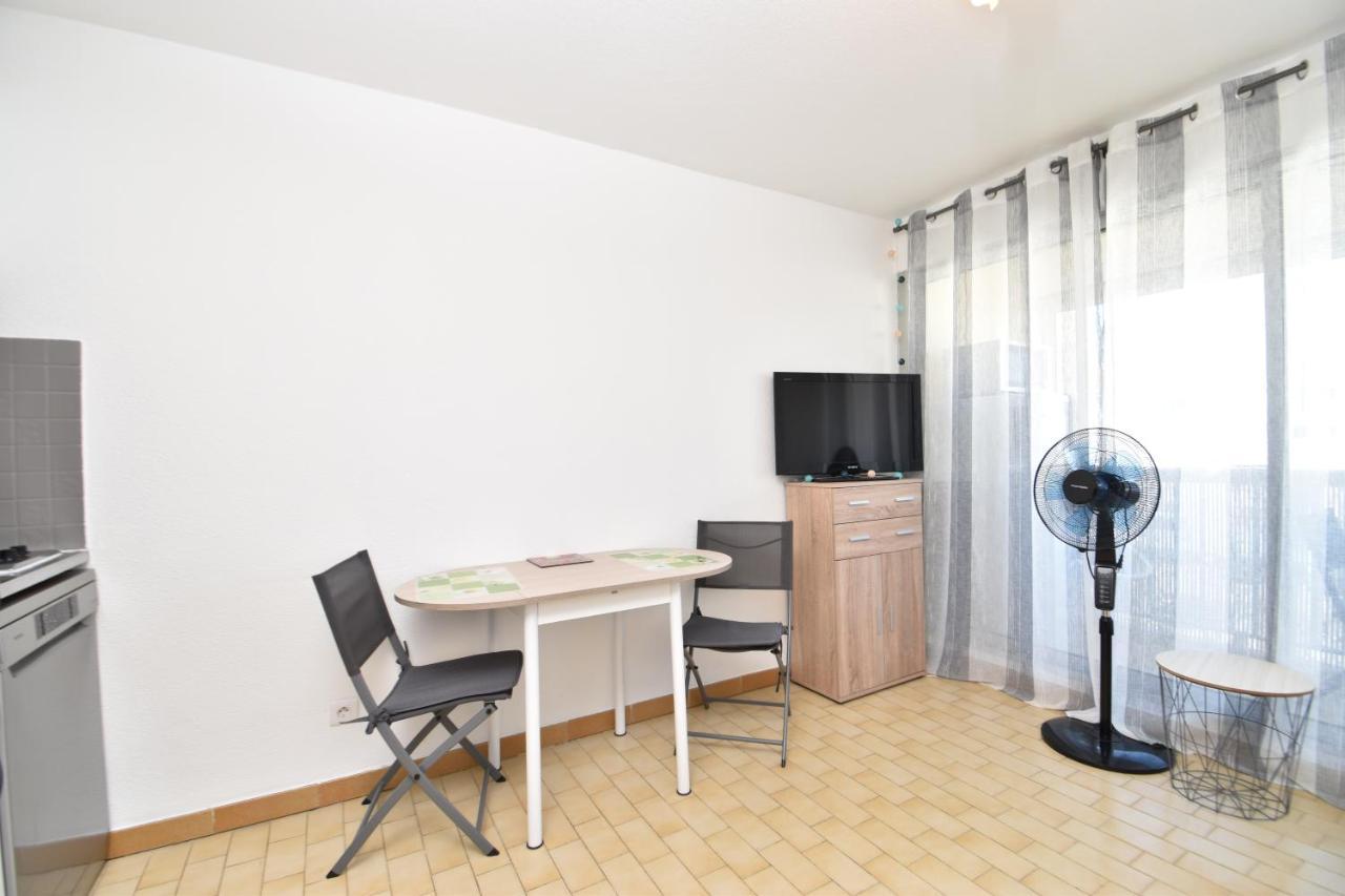 Appartement Studio 4 Couchages Proche Plage à Le Grau-du-Roi Extérieur photo