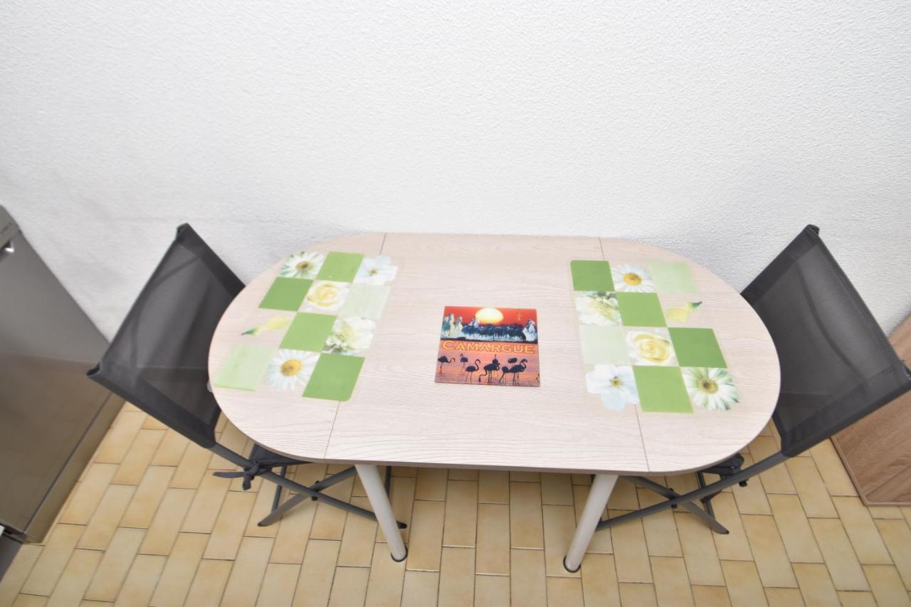 Appartement Studio 4 Couchages Proche Plage à Le Grau-du-Roi Extérieur photo
